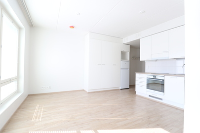 Unikkotie 11, Tikkurila, Vantaa