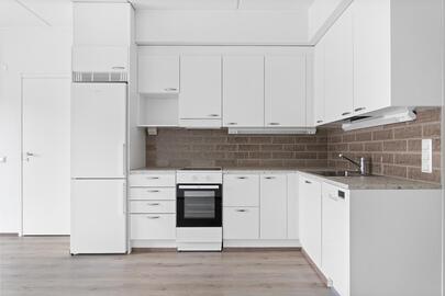 Kultakruununkaari 1 B, Kruunuvuorenranta, Helsinki