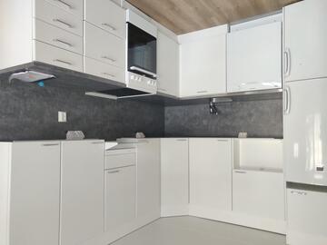 Valtuustokatu 4, Jokiniemi, Vantaa