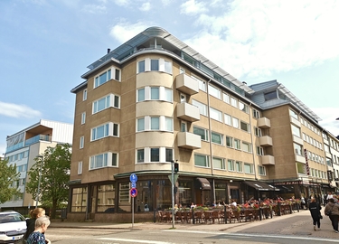 Kauppurienkatu 5, Keskusta, Oulu