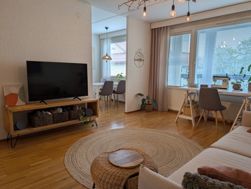 Mustanlahdenkatu 10 A, Amuri, Tampere
