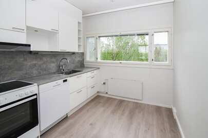 Keinulaudantie 7 B, Kontula, Helsinki