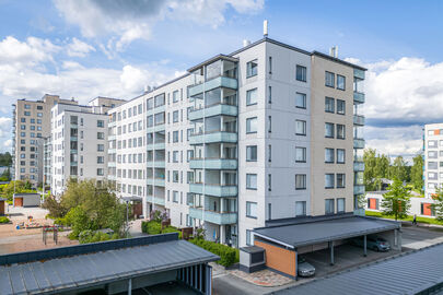 Keskisenkatu 8, Kaukajärvi, Tampere