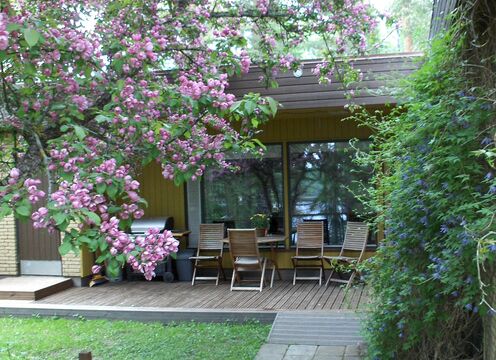 Hämeenlinnan yökerhot maksulliset naiset SEKSI KONTAKTIT MAKSULLISET NAISET HELSINKI