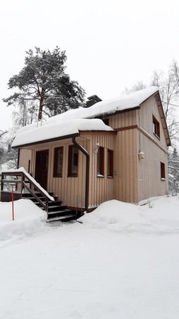 Rentals: Rovaniemi , 3h,k,kph,wc, 3 rooms, single-family house, 650, €/m,  1375765 - For rent 