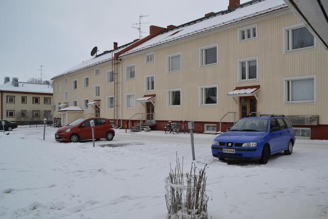 Vuokra-asunto Tampere Härmälä Kaksio talo ulkoa