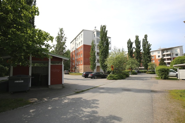 Vuokra-asunto Tampere Haapalinna 3 huonetta Julkisivu