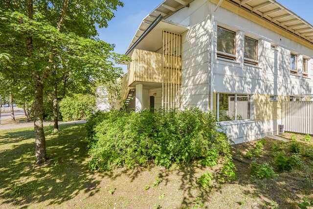 Rental Espoo Lintuvaara 5 +