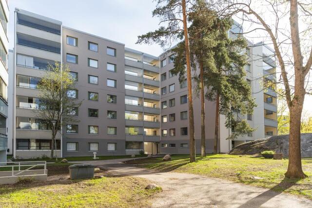 Vuokra-asunto Helsinki Pitäjänmäki 3 huonetta Julkisivu