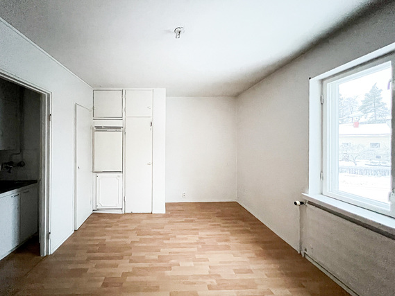 Vuokra-asunto Järvenpää Loutti Yksiö Rauhallisella alueella siisti koti, jossa kylpyhuone on juuri kokonaan remontoitu.