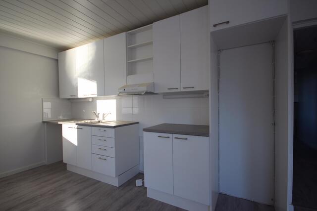 Rentals: Eurajoki , 3h + k + kph + vh + sauna, 3 rooms, block of flats,  750, €/m, 1412438 - For rent 