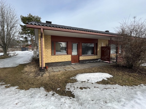 Rentals: Lappajärvi , 2h+k+ph+s, 2 rooms, row house, 475, €/m, 1421007 -  For rent 