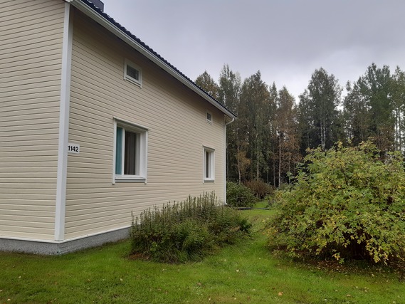 Vuokra-asunto Pudasjärvi Ranua 5 + Talo tieltä katsottuna
