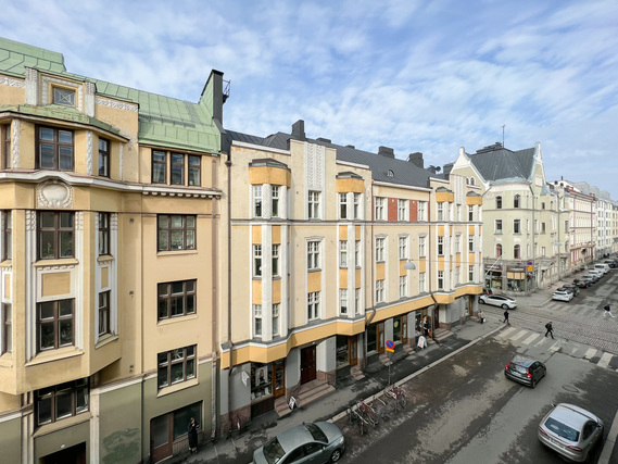 Vuokra-asunto Helsinki Punavuori Yksiö Valoisa siisti koti aivan kaupungin sykkeessä.