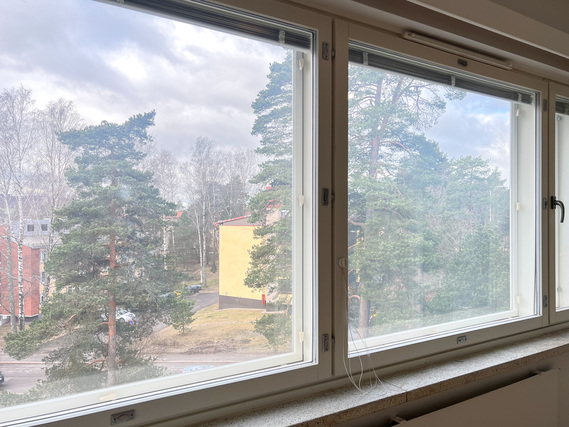 Vuokra-asunto Helsinki Kivihaka Yksiö Viihtyisä 3. kerroksen koti hyvällä sijainnilla.