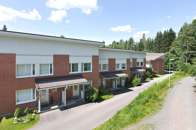 Asumisoikeusasunto Tampere Linnainmaa 3 huonetta