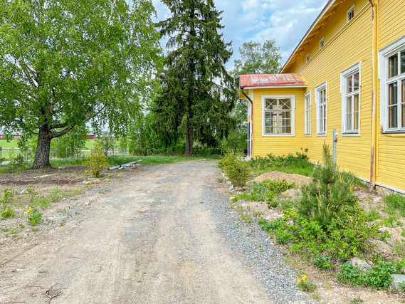 Vuokra-asunto Akaa Kurisjärvi Yksiö Vanhaan kyläkouluun saneerattu idyllinen koti maalta!
