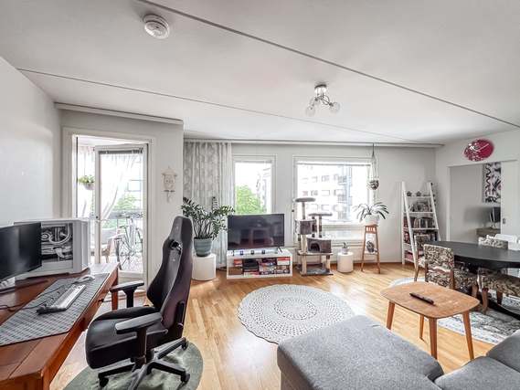 Vuokra-asunto Helsinki Pitäjänmäki Kaksio Valoisa moderni koti omalla lasitetulla parvekkeella hyvällä sijainnilla.