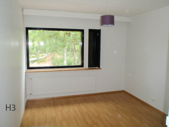 Rental Helsinki Heikinlaakso 3 rooms Eteinen kaapistoineen