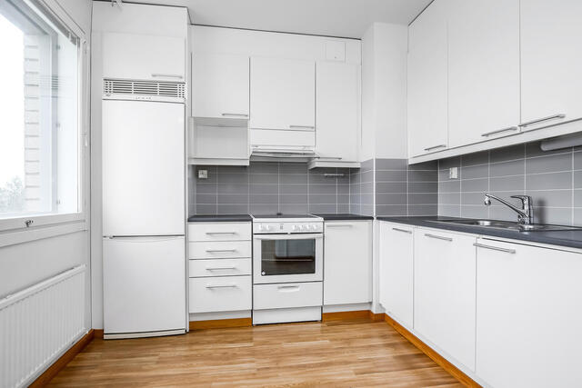 Rental Helsinki Kannelmäki 3 rooms Hanuripolku 4 C