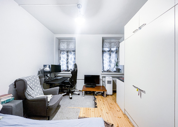 Rental Helsinki Etu-Töölö 1 room Pieni koti sisäpihan suojassa