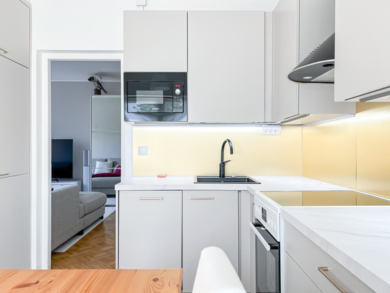 Rental Vantaa Tikkurila 2 rooms Upean valoisa ja moderni koti loistosijainnilla Tikkurilassa!