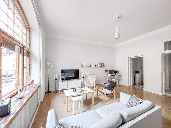 Rental Helsinki Ullanlinna 2 rooms Upea, tilava ja valoisa kaksio, keskeisellä ja arvostetulla alueella Ullanlinnassa!