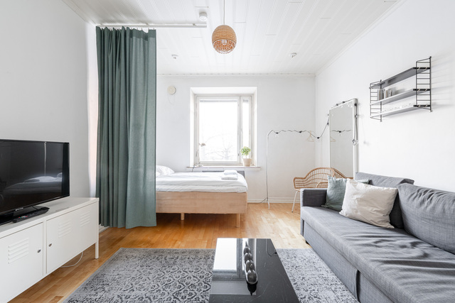 Rental Tampere Pyynikinrinne 2 rooms Asunto on täysin kalustettu. Mukaan tarvitset vain henkilökohtaiset tavarat sekä hygieniatuotteet.