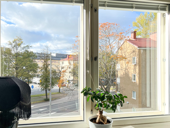 Rental Helsinki Vallila 1 room Viihtyisä ja tilava 2. kerroksen koti, erinomaisella sijainnilla suositussa Vallilassa!