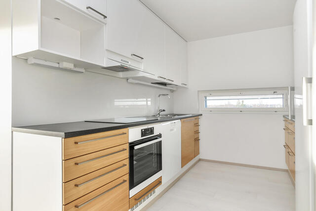 Rental Helsinki Vuosaari 3 rooms Mustalahdentie 15