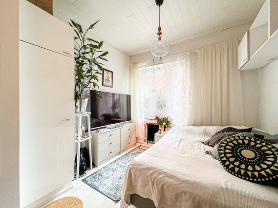 Rental Helsinki Sörnäinen 1 room Ensimmäisen kerroksen yksiö, hyvien kulkuyhteyksien ja palveluiden tuntumassa.