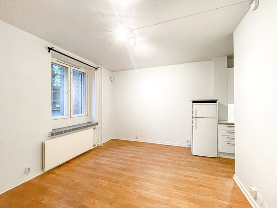 Rental Helsinki Kallio 1 room Idyllinen ja suojaisa sisäpihan asunto keskeisellä sijainnilla.