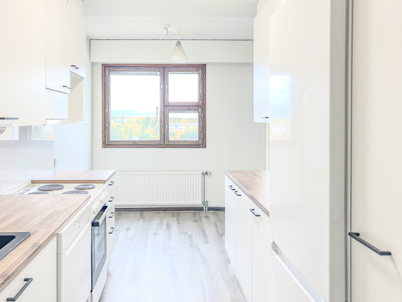 Rental Vantaa Myyrmäki 2 rooms Myös keittiö on täysin remontoitu ja siistillä ilmeellä