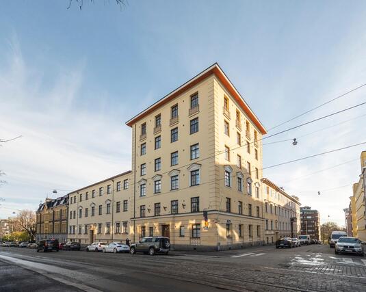 Rental Helsinki Ullanlinna 4 rooms julkisivu