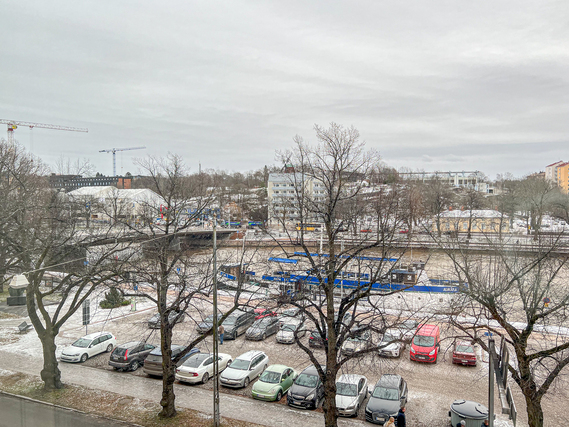 Vuokra-asunto Turku Keskusta Kaksio Upea ja tunnelmallinen koti, josta on näkymät suoraan Aurajoelle!