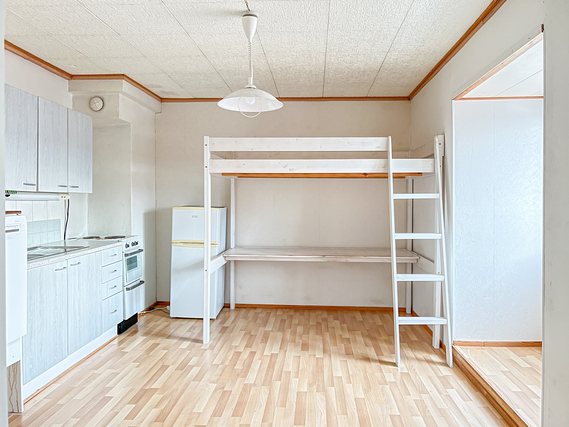 Rental Turku Nummi 1 room Tehokkaat neliöt omaava koti yhteyksien varrella, tunnelmallisella pientaloalueella. Luonto lähellä.