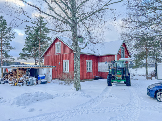 Vuokra-asunto Vantaa Seutula 4 huonetta Kivalla paikalla oleva koti idyllisessä maalaismaisemassa