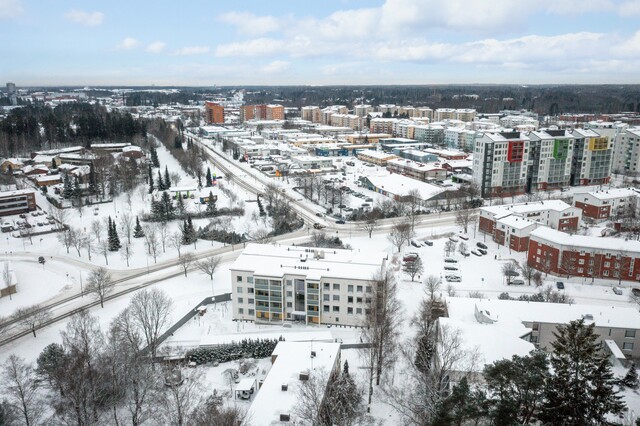 Vuokra-asunto Kerava Lapila Kaksio Tien toisella puolella on Lidl sekä Alepa.