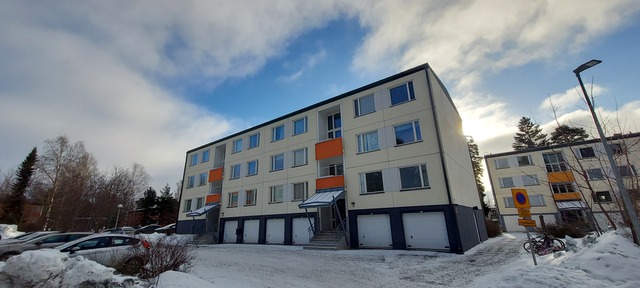 Rental Kangasala Suorama 3 rooms Julkisivu edestä