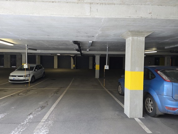 Autohallipaikka Pori Riihiketo