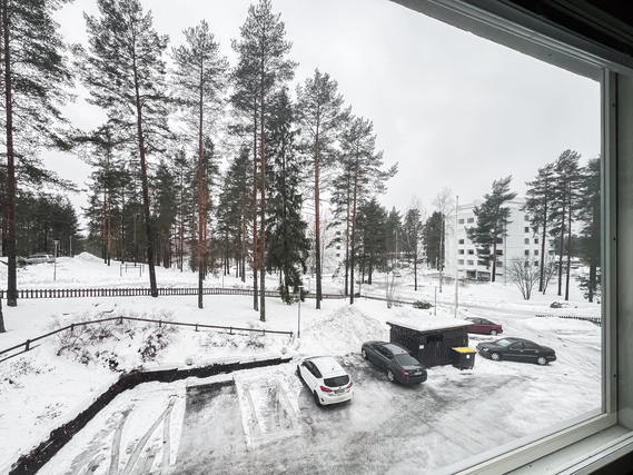 Vuokra-asunto Hyvinkää Paavola Yksiö Kaunis toisen kerroksen koti rauhallisilla maisemilla.