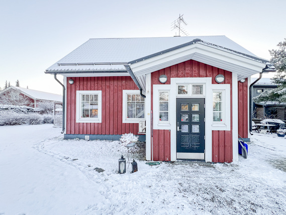 Vuokra-asunto Helsinki Puistola 4 huonetta Astu sisään uuteen kotiisi! Tämä asunto tarjoaa sinulle reilusti neliöitä ja luonnonläheisyyttä.