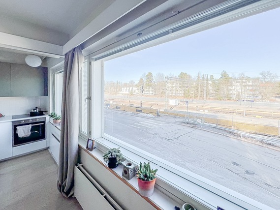 Rental Helsinki Etelä-Haaga 1 room Tyylikäs ja tilava yksiö viihtyisällä sijainnilla Etelä-Haagassa! Telian 10M laajakaista 0¤.