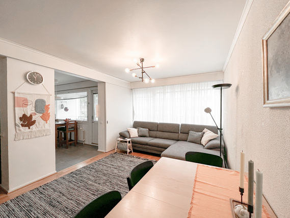 Rental Helsinki Puotinharju 2 rooms Hurmaavan valoisa ja hyväkuntoinen koti kätevällä pohjaratkaisulla! Taloyhtiössä hienot saunatilat.