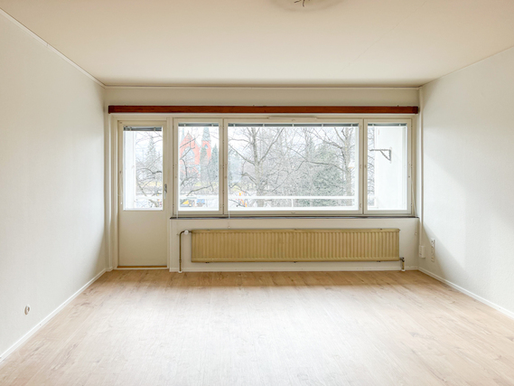 Rental Turku Keskusta 3 rooms Tilava koti keskustan palveluiden tuntumasta.