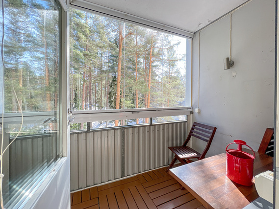 Rental Turku Härkämäki 3 rooms Upea koti metsäisin näkymin.