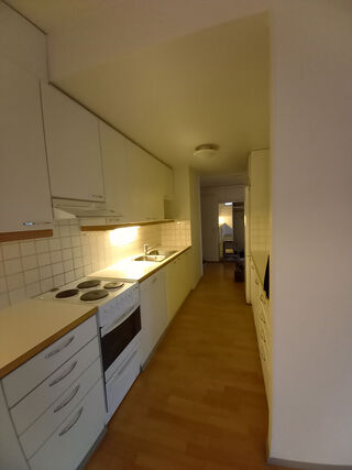 Rental Helsinki  5 + Myllypellonpolku