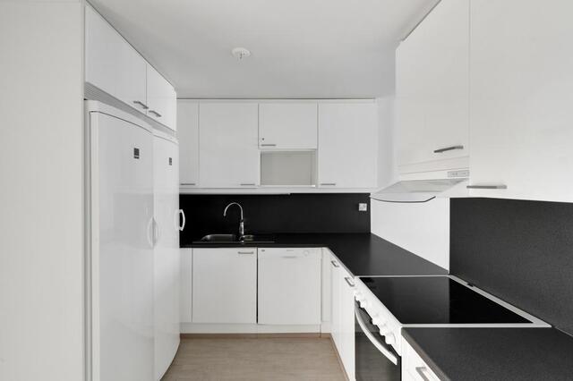 Rental Vantaa Tikkurila 3 rooms Keittiö