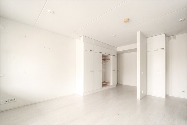 Rental Helsinki Pitäjänmäki 1 room Pohjakuva