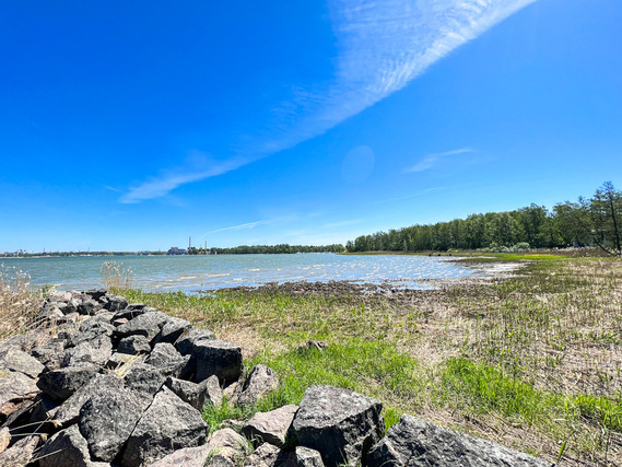 Vuokra-asunto Helsinki Lauttasaari Yksiö Toisen kerroksen viihtyisä koti mahtavalla sijainnilla merellisissä maisemissa.